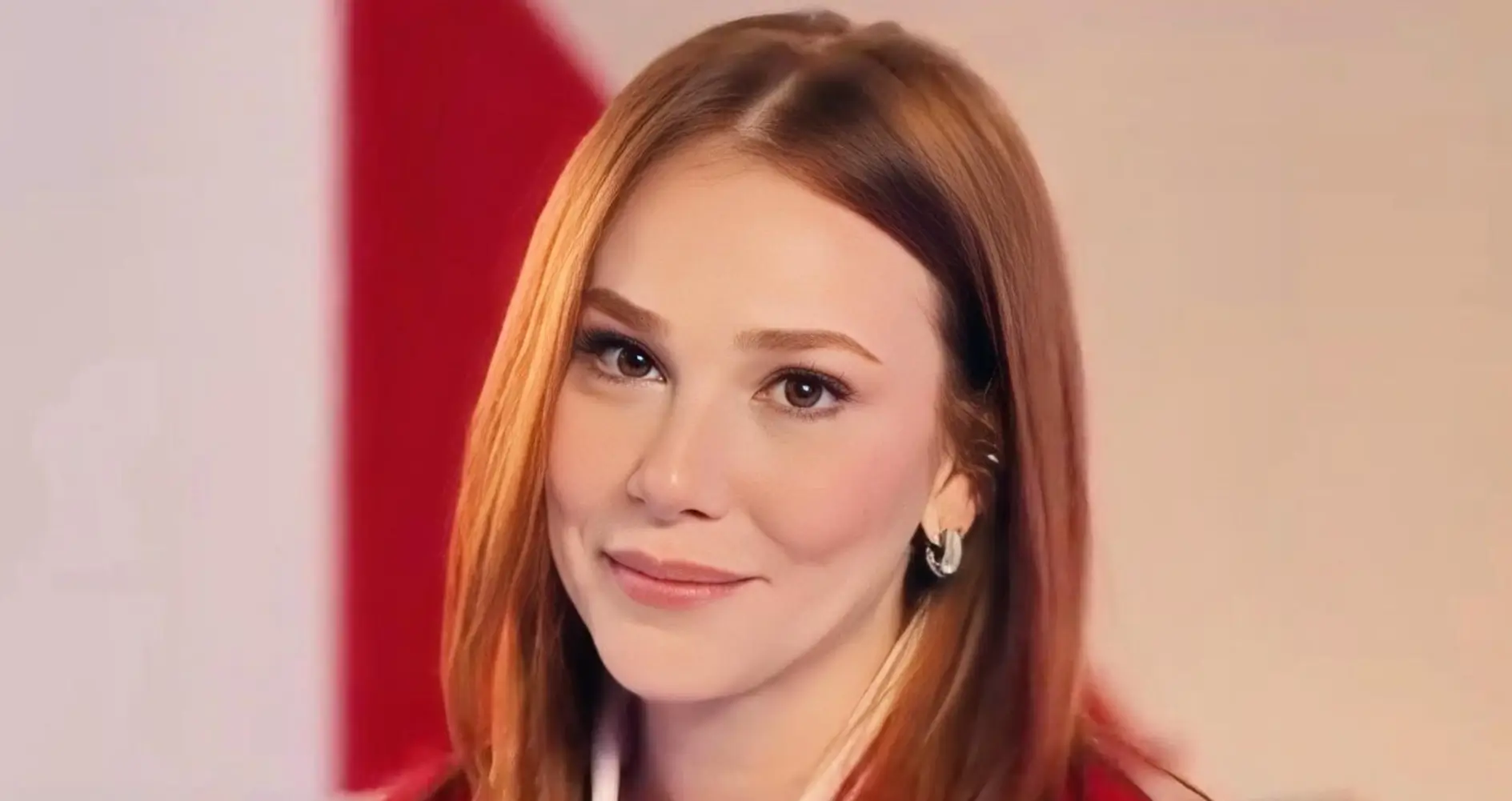 Elçin Sangu - Actriz y modelo turca