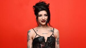 Cazzu aclara el origen real de la canción Con Otra