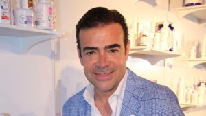 Toño Mauri protagonizará película sobre su historia