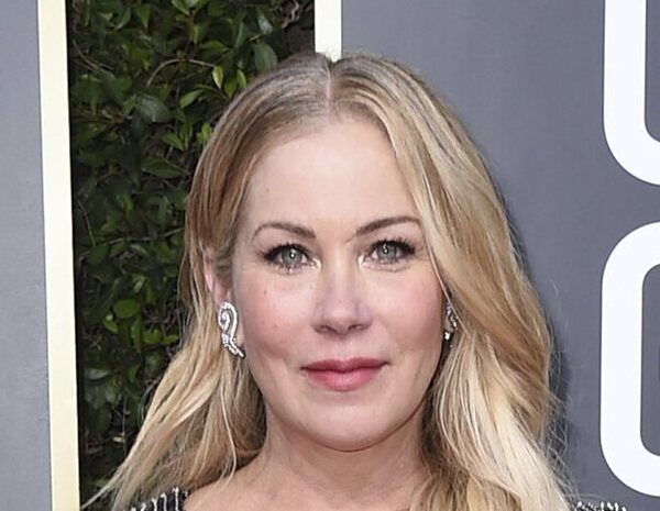 Christina Applegate: mal diagnosticada tras 5 años de tratamiento