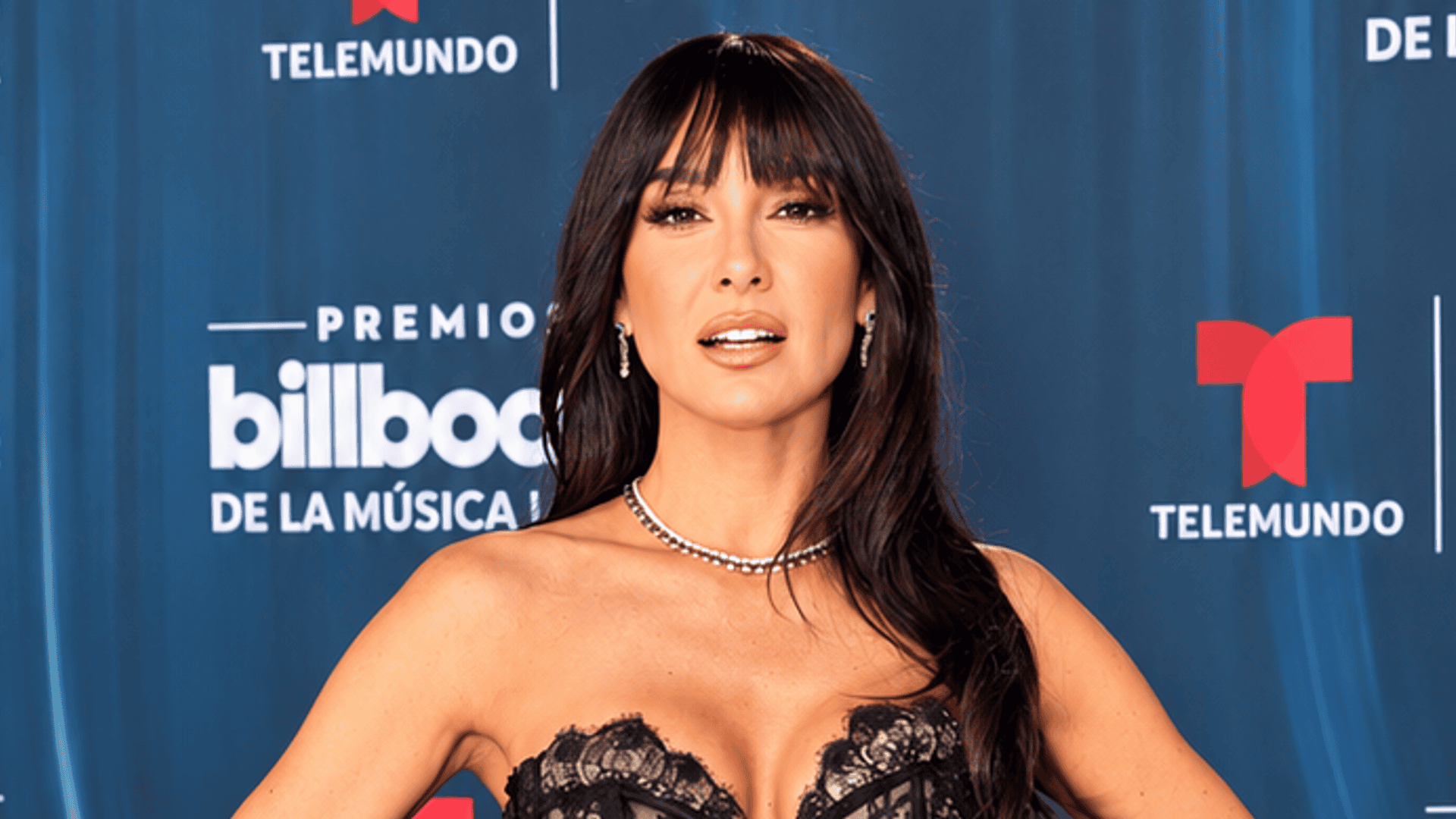 Elizabeth Gutiérrez y su look en los Premios Billboard 2026