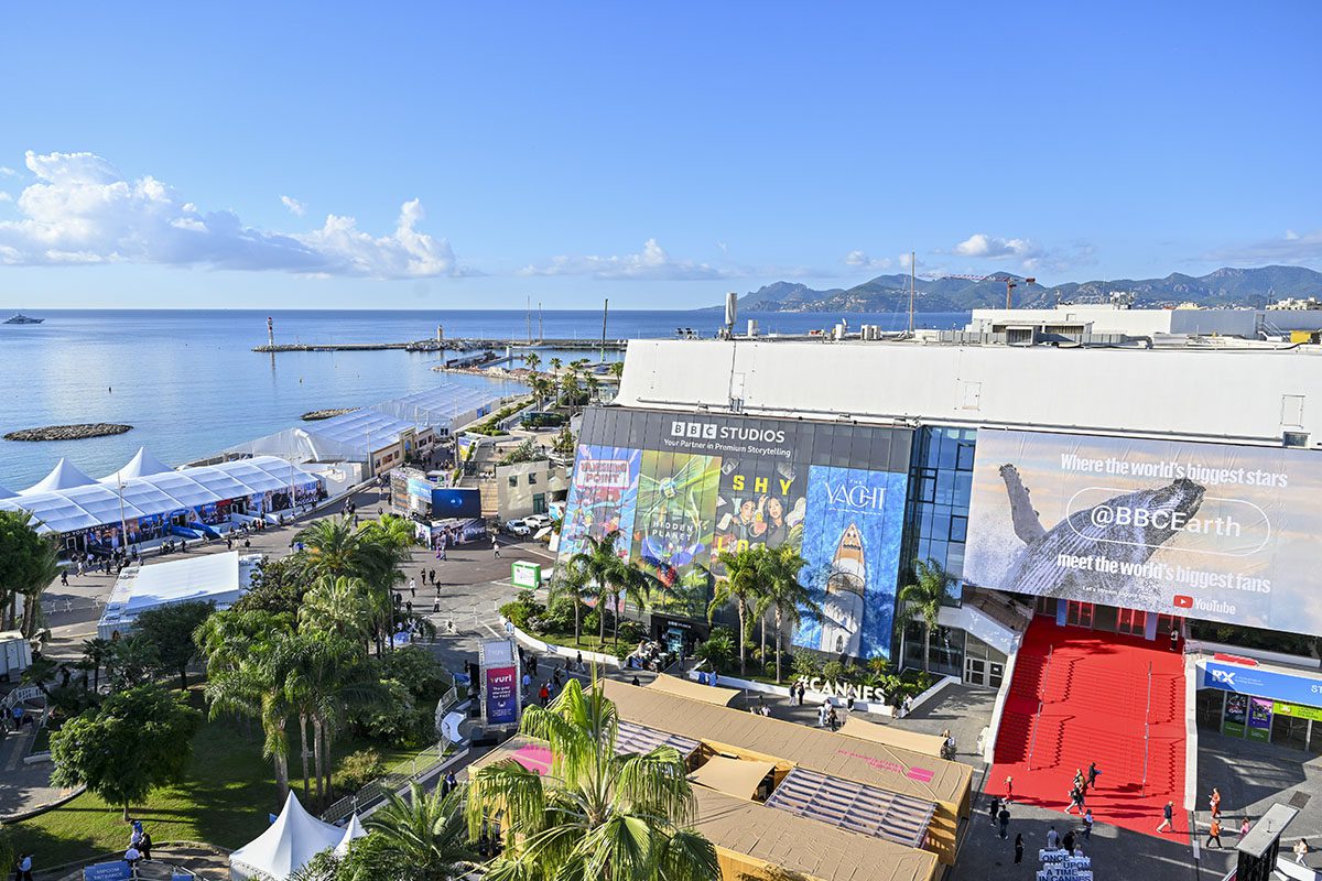 MIPCOM 2026: pesimismo y cambios en la industria televisiva