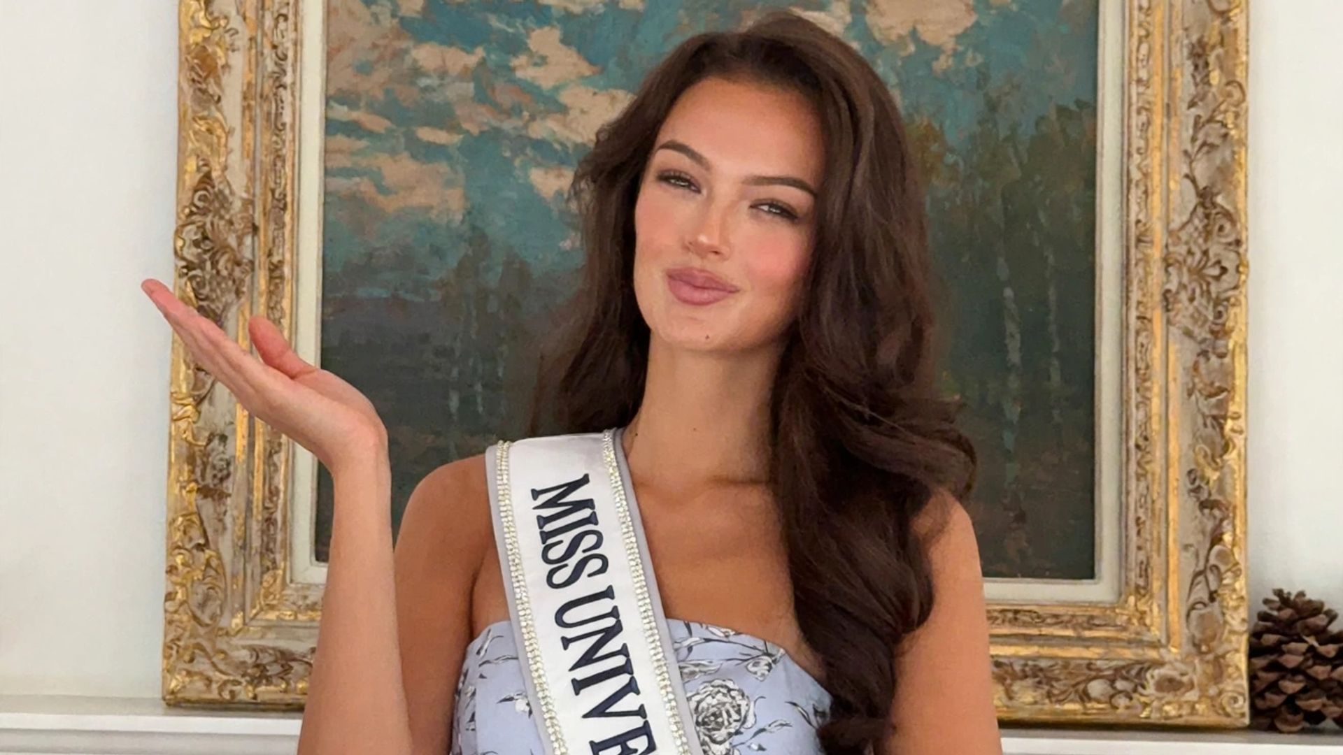 Miss Universe República Checa renuncia a su título