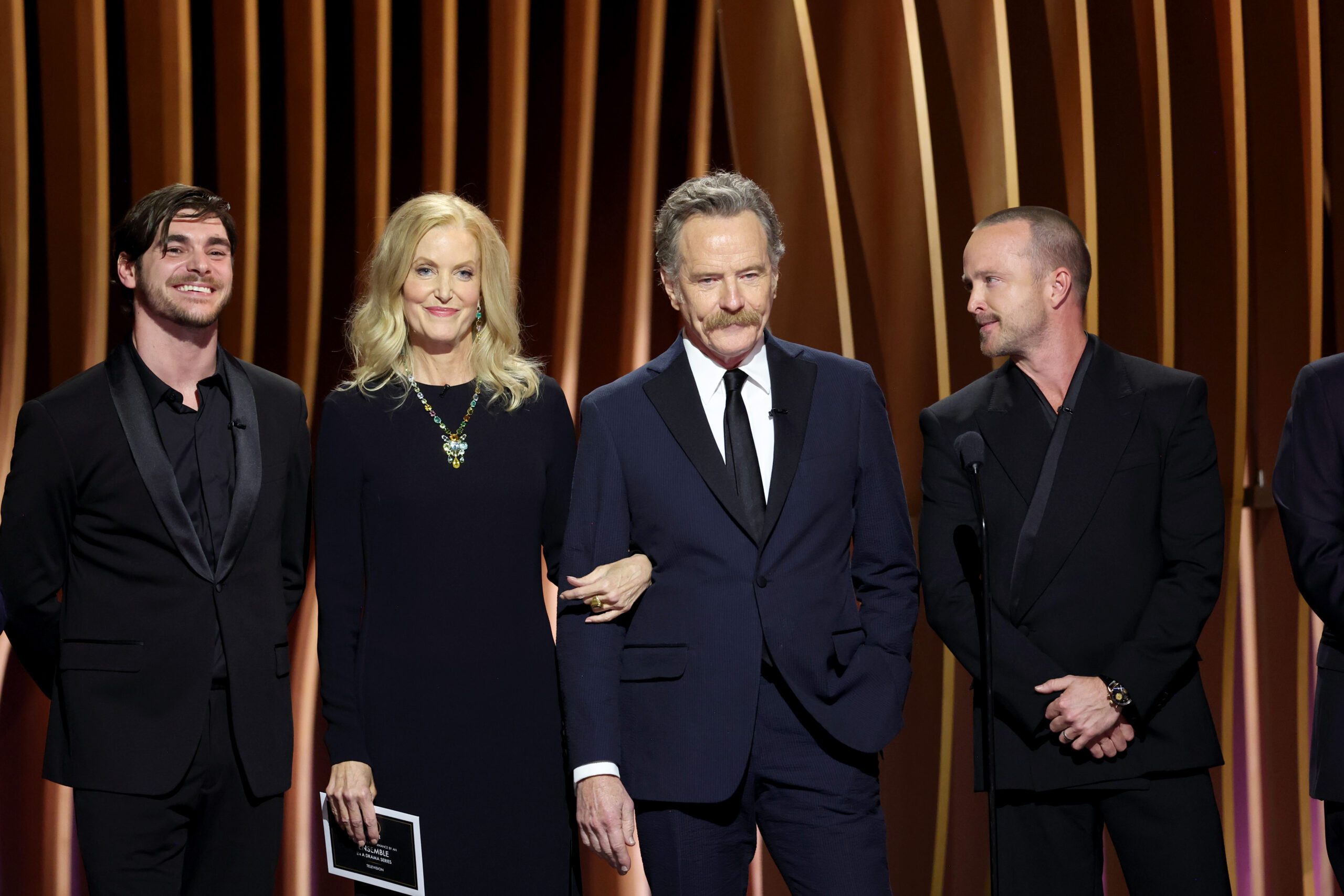 Bryan Cranston llora la muerte de RJ Mitte de Breaking Bad
