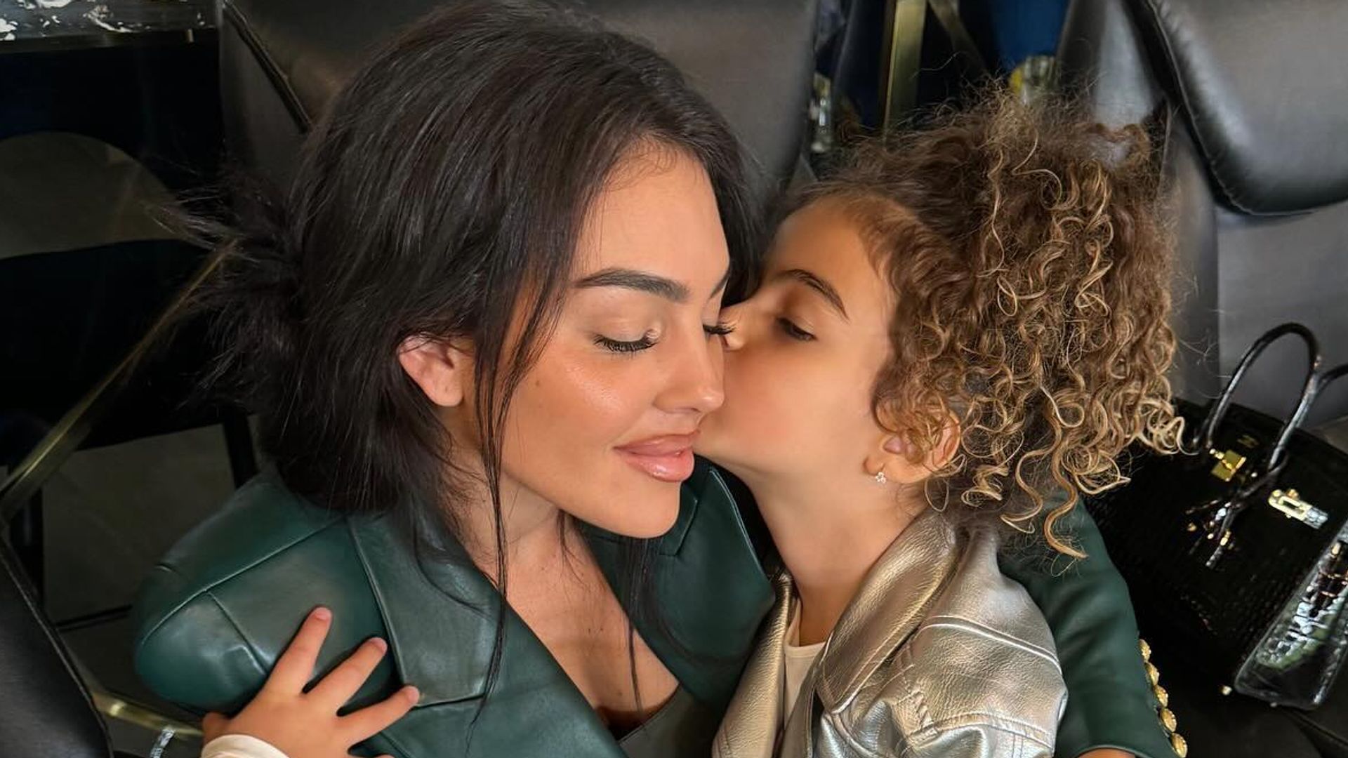 Georgina Rodríguez: su hija Alana canta a Billie Eilish