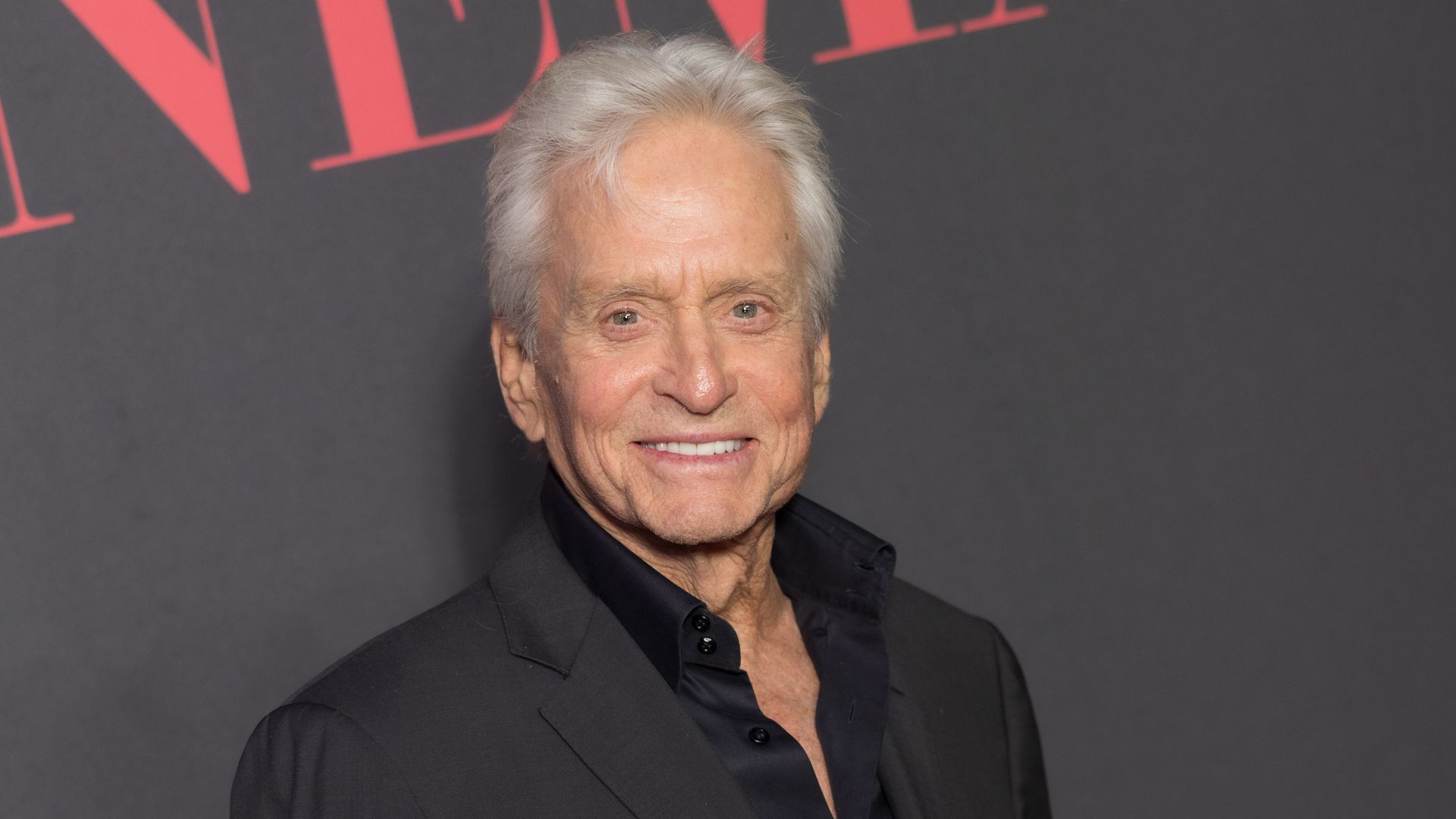 Michael Douglas revela romance con Kathleen Turner