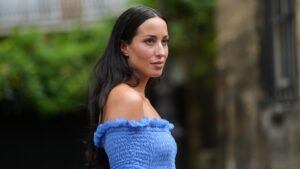 Inés de Ramón y su look boho chic en el desfile de Chloé