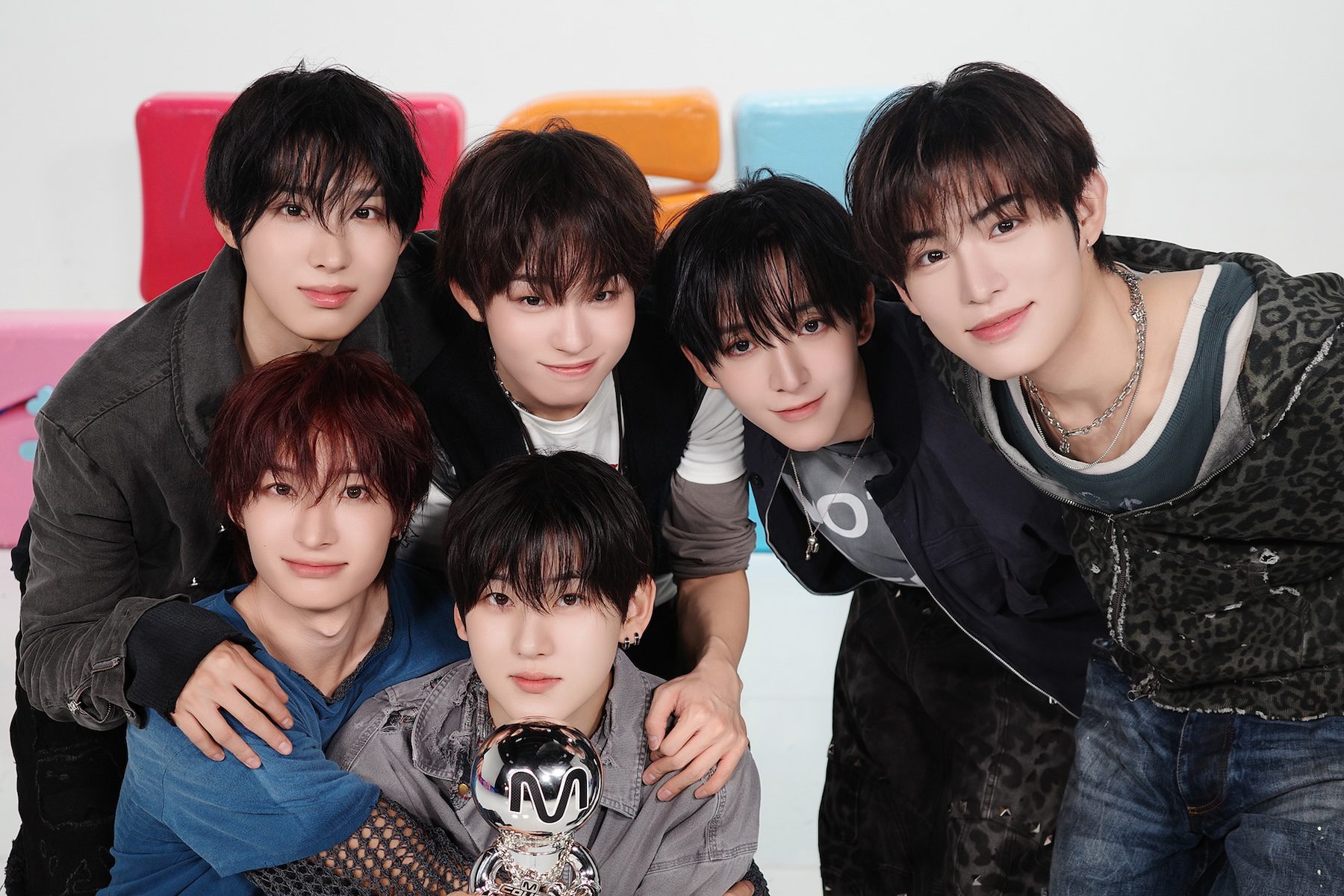 KickFlip gana de nuevo con Kick Off The Wall en M Countdown