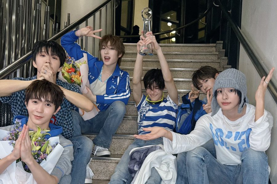 NCT WISH gana su primer trofeo con I SPY en Music Bank